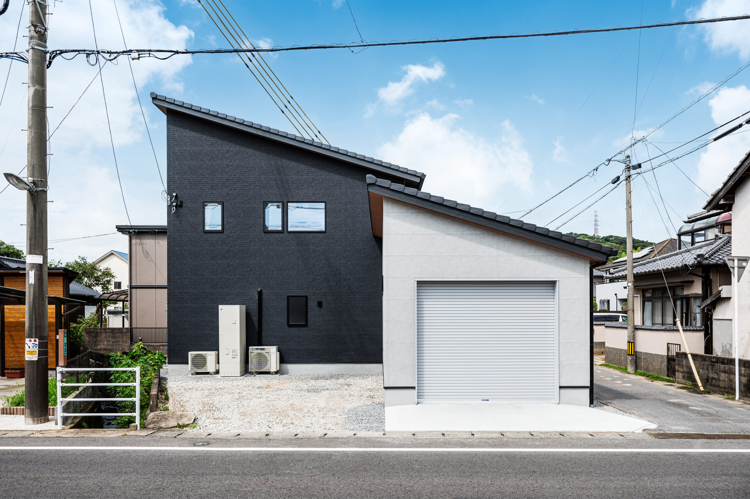 ホテルライク×インナーガレージの家