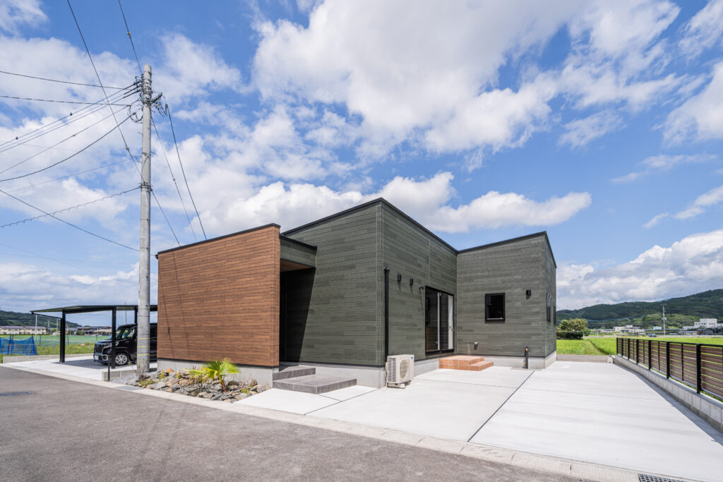 28坪カルフォルニアスタイル平屋